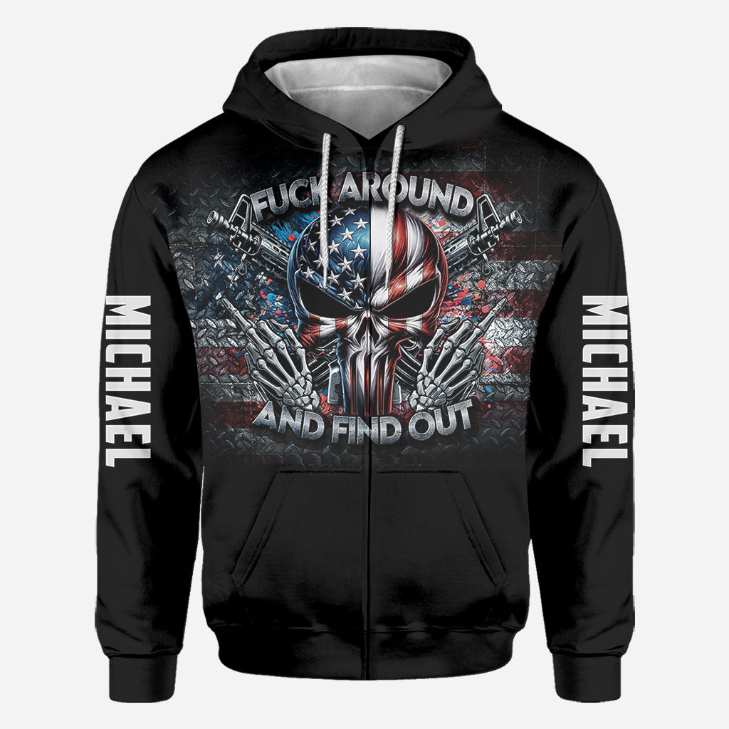 Protégé par la surveillance "Fck Around and Find out" - T-shirt personnalisé tête de mort sur toute la surface