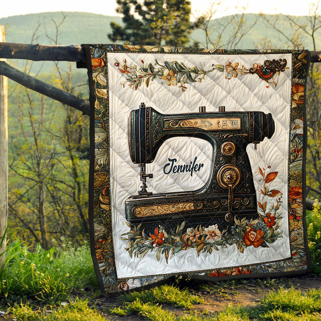 Vintage Sewing Machine - Personalized Sewing Quilt