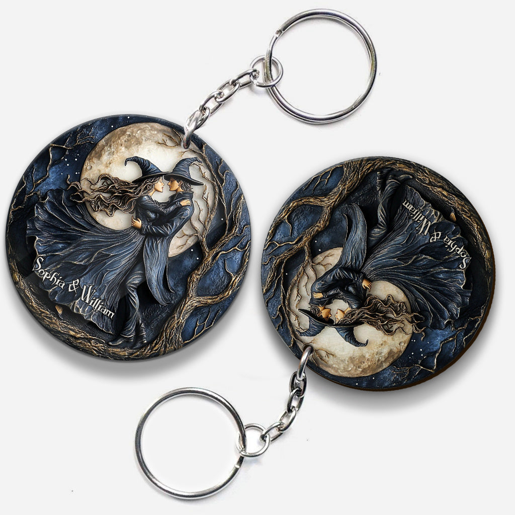 Le véritable amour ne meurt jamais - Porte-clés sorcière personnalisé