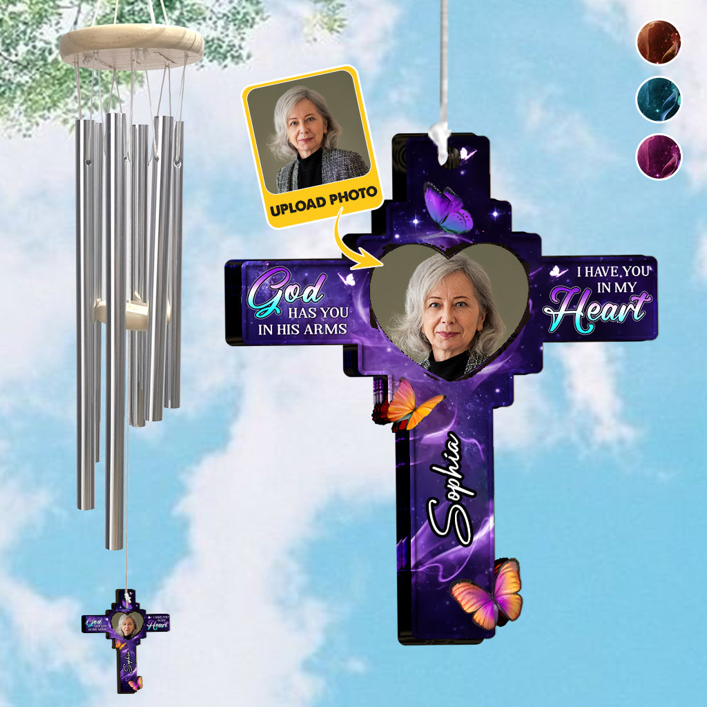 Dieu te tient dans ses bras, je te porte dans mon cœur - Carillon commémoratif personnalisé