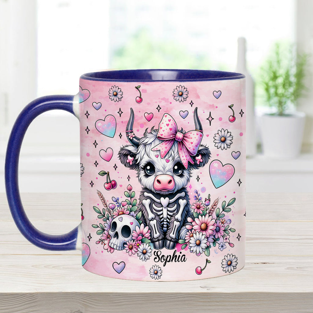 Mug personnalisé « Vache des Highlands d'Halloween mignonne et effrayante »