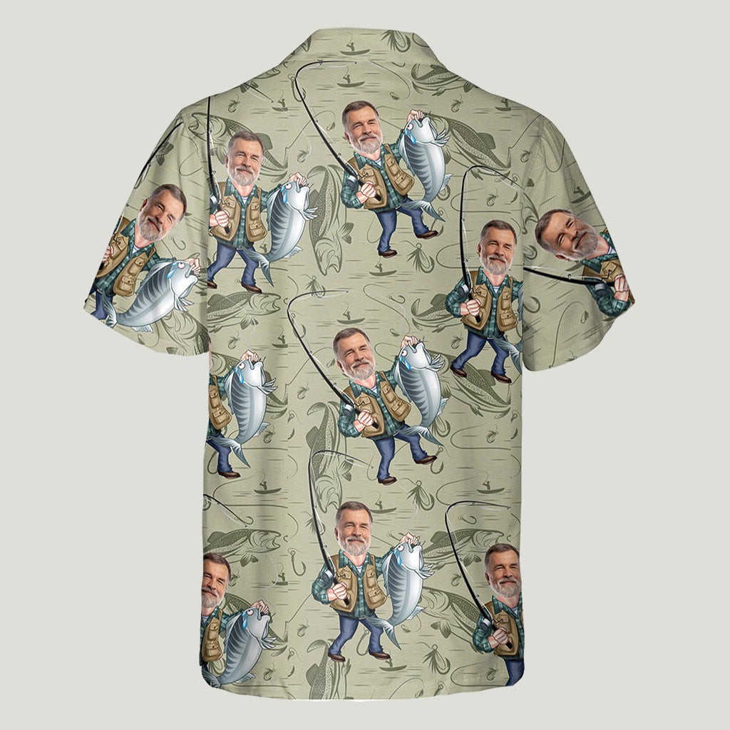 Chemise hawaïenne de pêche personnalisée avec un visage caricatural amusant