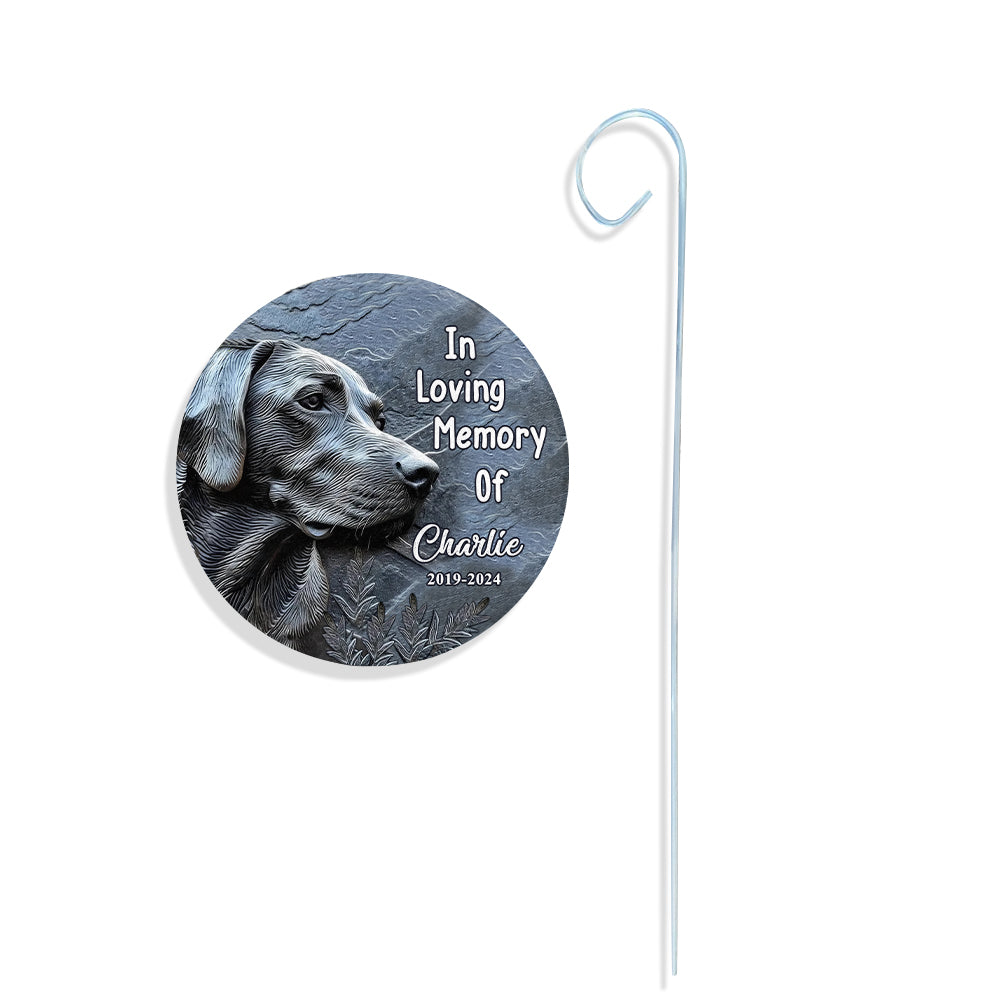 En souvenir de notre cher chien - Ardoise ronde suspendue personnalisée pour jardin - Motif chien