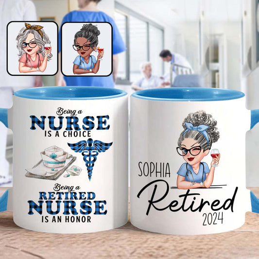 Être infirmière retraitée est un honneur - Mug personnalisé pour infirmière