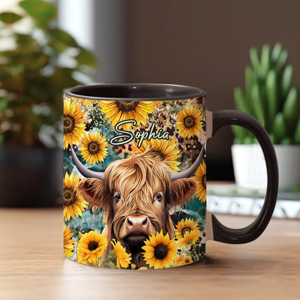 Mug personnalisé « Vache des Highlands parmi les tournesols »
