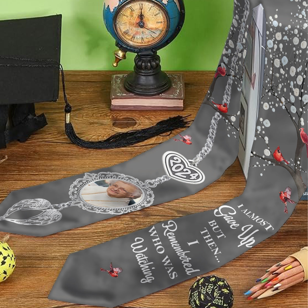 J'ai failli abandonner, mais je me suis souvenue de qui me regardait - Étole de remise de diplôme personnalisée 