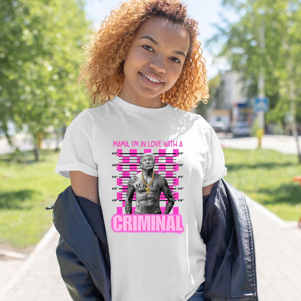 T-shirt « Thug Life Trump », T-shirt « Maman, je suis amoureuse d'un criminel », T-shirt « MAGA », Sweat à capuche « Libérez Trump »