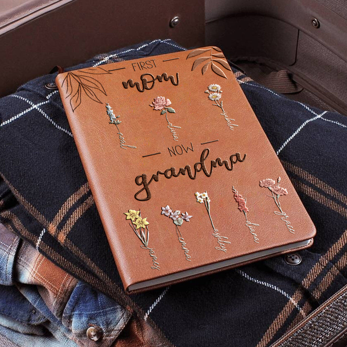 Première maman, maintenant grand-mère - Carnet en cuir personnalisé pour grand-mère