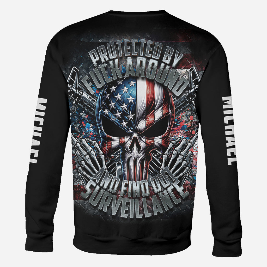 Protégé par la surveillance "Fck Around and Find out" - T-shirt personnalisé tête de mort sur toute la surface