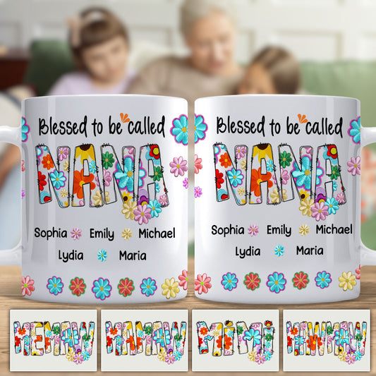 Mug personnalisé « Bénie d'être appelée Nana » à motif floral