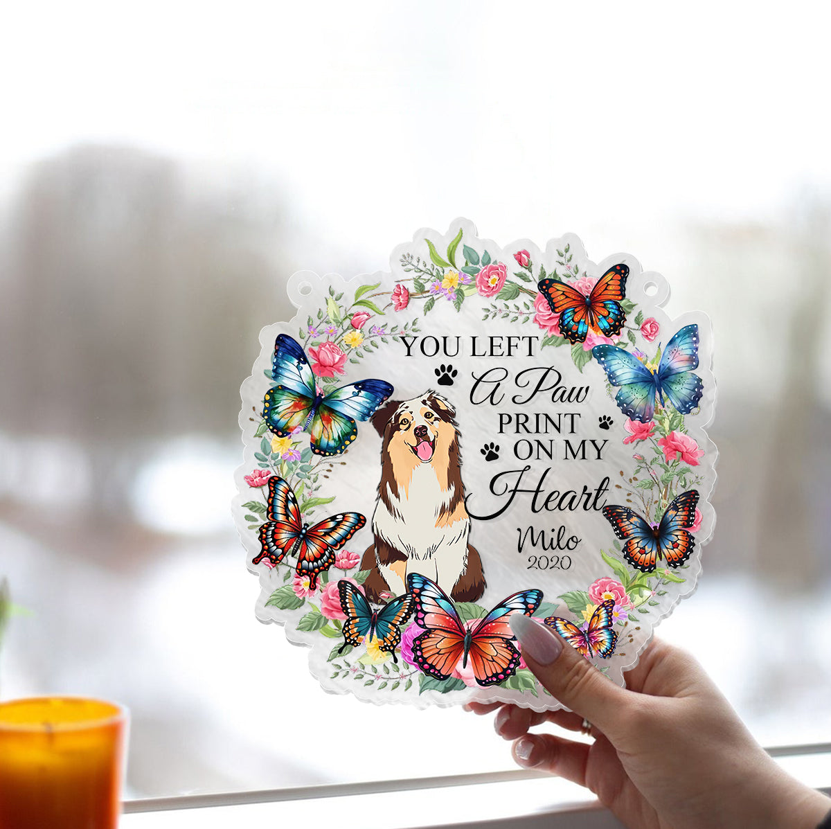 Tu as laissé une empreinte de patte sur mon cœur - Décoration attrape-soleil personnalisée pour fenêtre en forme de chien