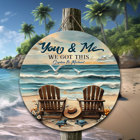 Et ensemble, ils ont construit une vie qu'ils aimaient - Panneau rond en bois personnalisé pour couple
