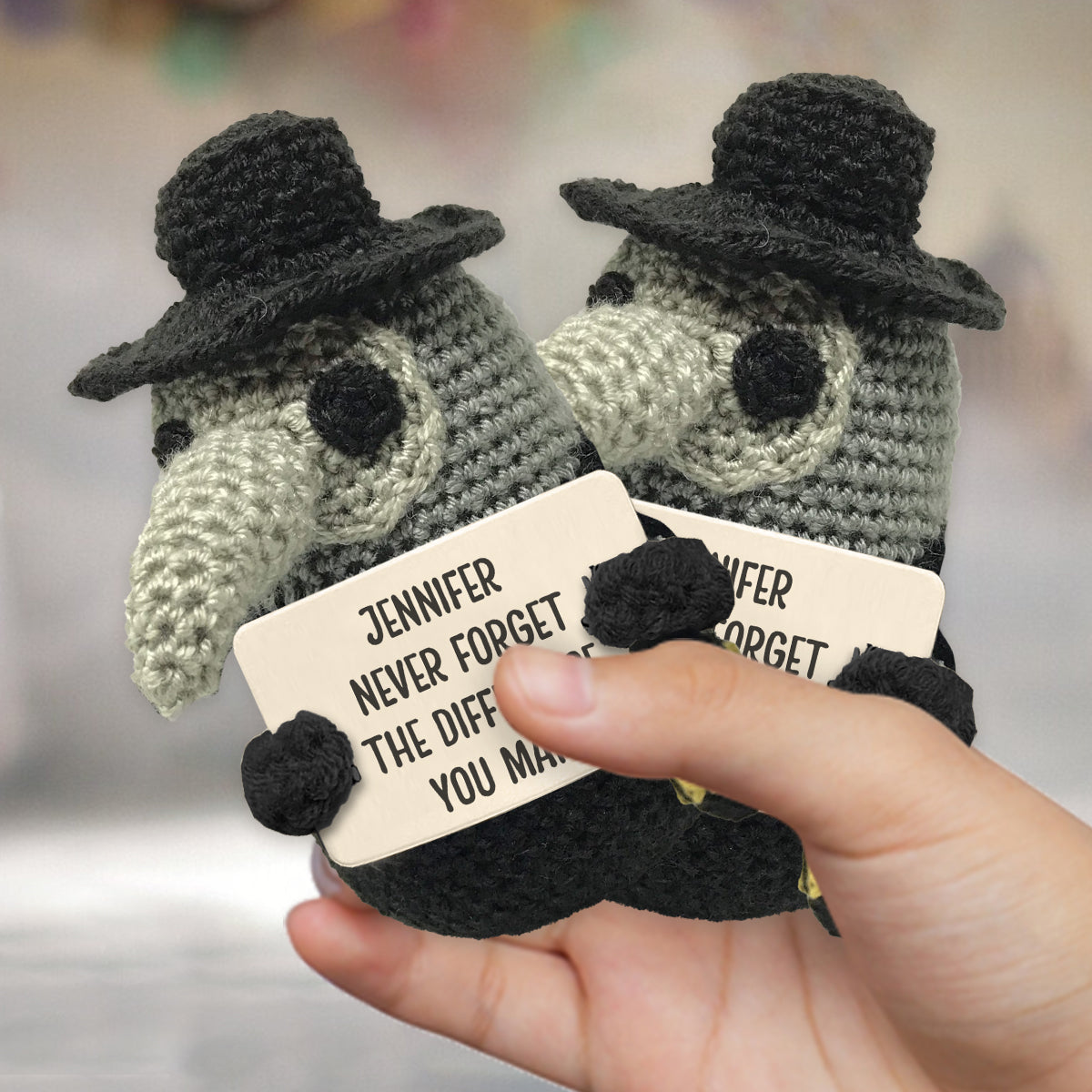 Docteur de la peste - Figurine d'infirmière personnalisée tricotée à la main