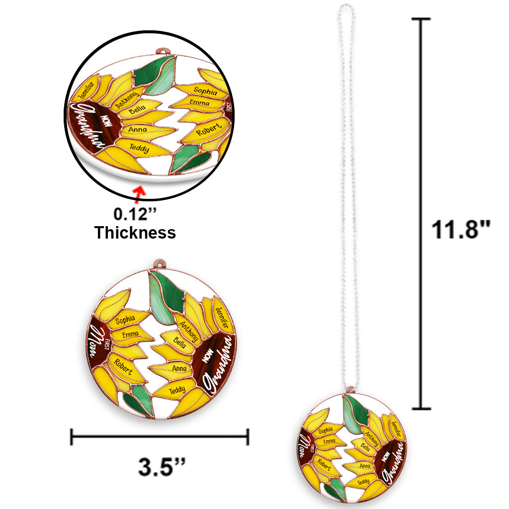 Tournesol « Maman d’abord, maintenant grand-mère » - Ornement de voiture transparent et personnalisé « Grand-mère »