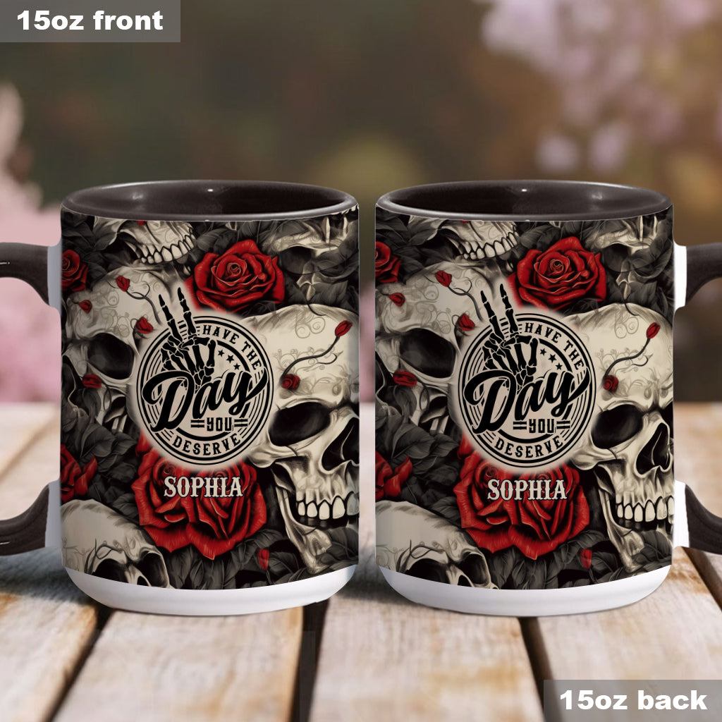 Passez une journée inoubliable avec cette tasse personnalisée à motif crâne et rose.