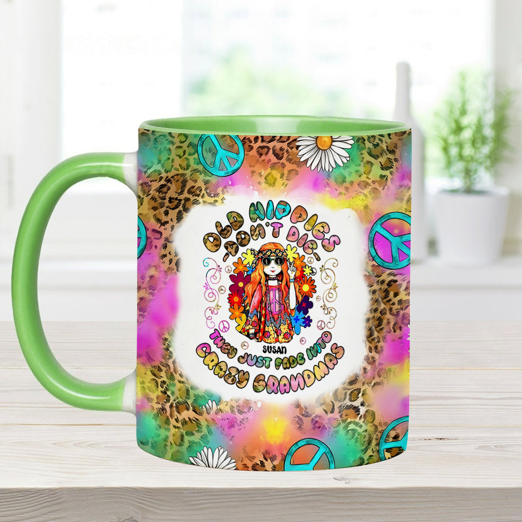 Les vieilles hippies ne meurent pas, elles se transforment en grand-mères folles - Mug personnalisé à l'esprit hippie