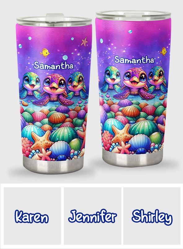 Une fille qui adore les tortues - Gobelet personnalisé avec une tortue