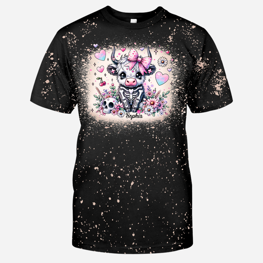 T-shirt personnalisé délavé avec une vache des Highlands mignonne et effrayante pour Halloween