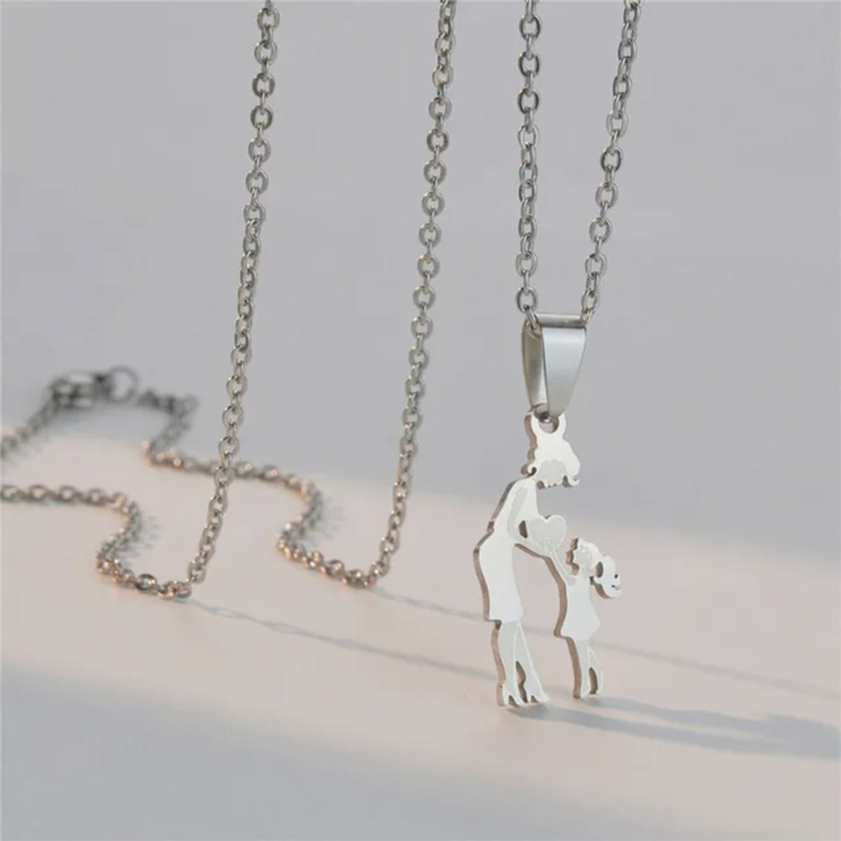 Mom With Children Custom Pendants Necklace - Mother Mom With Children Custom Pendants Necklace