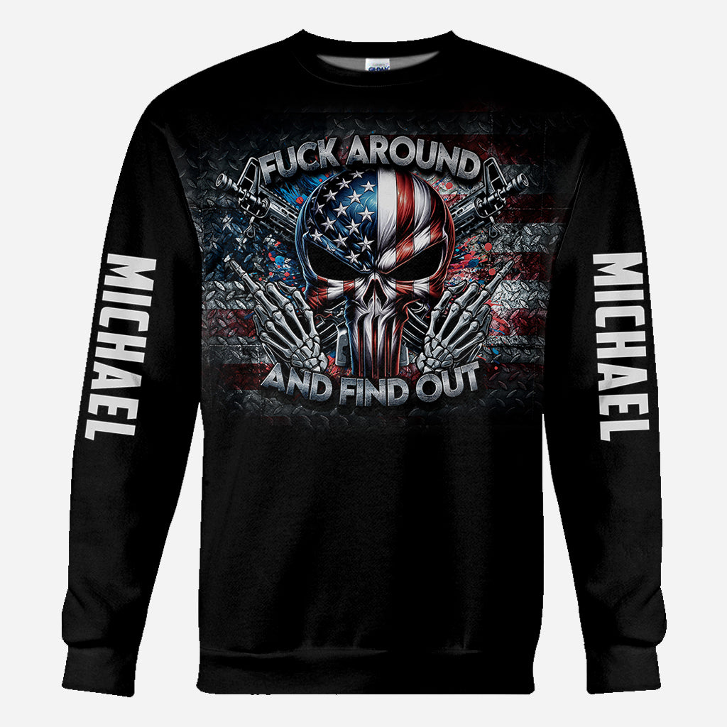 Protégé par la surveillance "Fck Around and Find out" - T-shirt personnalisé tête de mort sur toute la surface