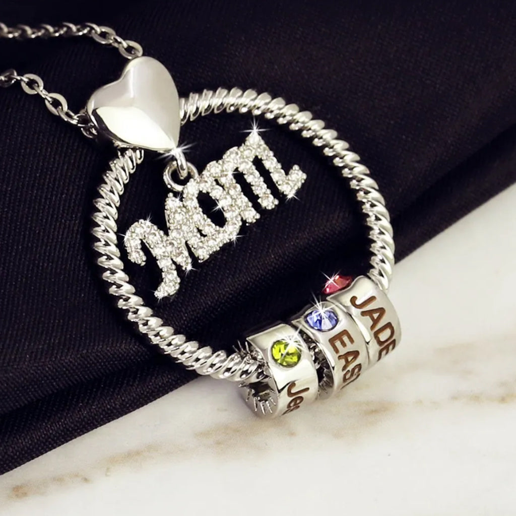 Collier pendentif rond avec breloques pour maman - Collier pendentif rond personnalisé pour maman avec breloques