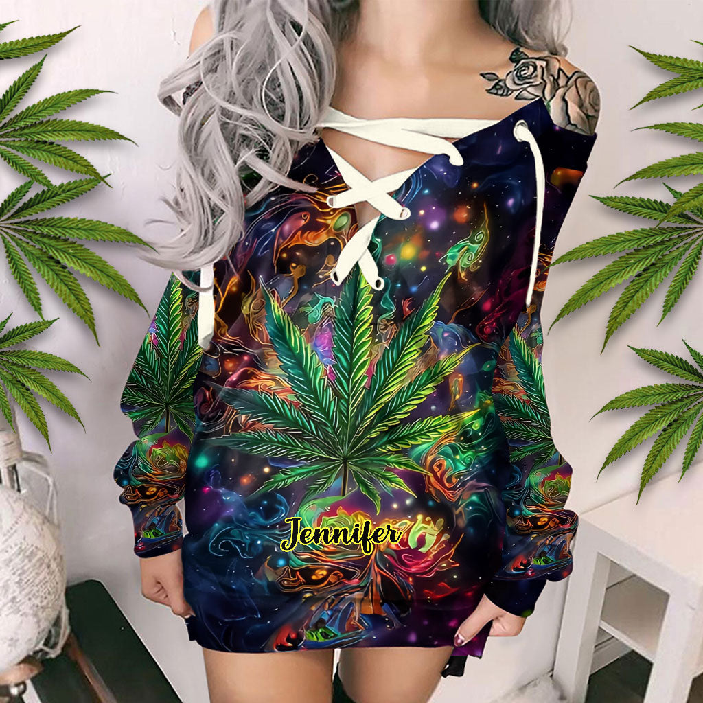 Robe à manches longues et épaules dénudées personnalisée « Stoner Chick »