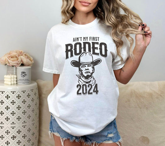 T-shirt et sweat à capuche Trump « Ain't My First Rodeo » 0924