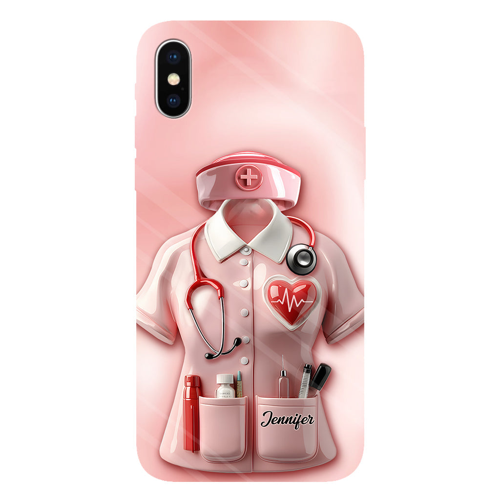Les infirmières sont au cœur des soins de santé - Coque de téléphone personnalisée avec le texte intégral « Infirmière »