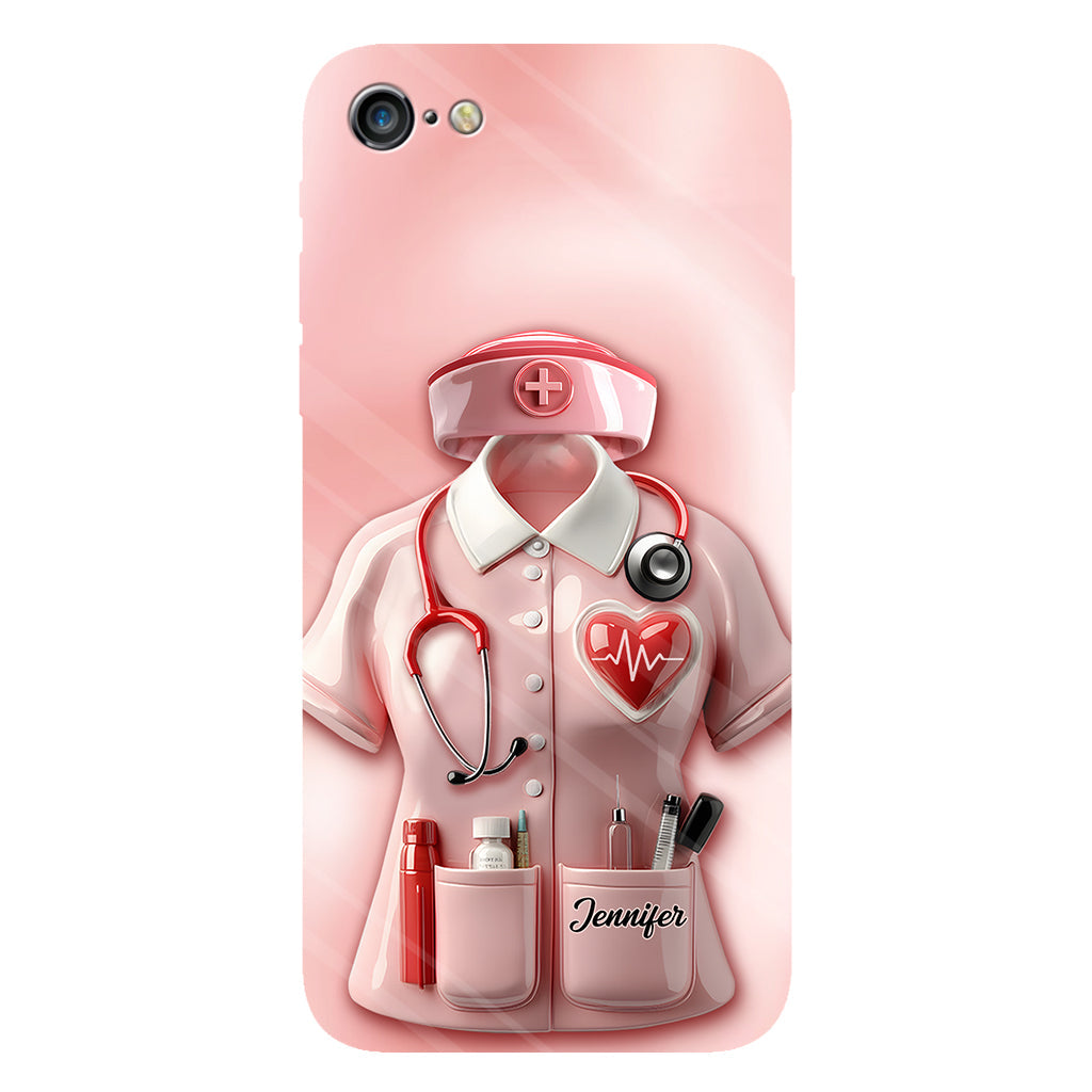 Les infirmières sont au cœur des soins de santé - Coque de téléphone personnalisée avec le texte intégral « Infirmière »