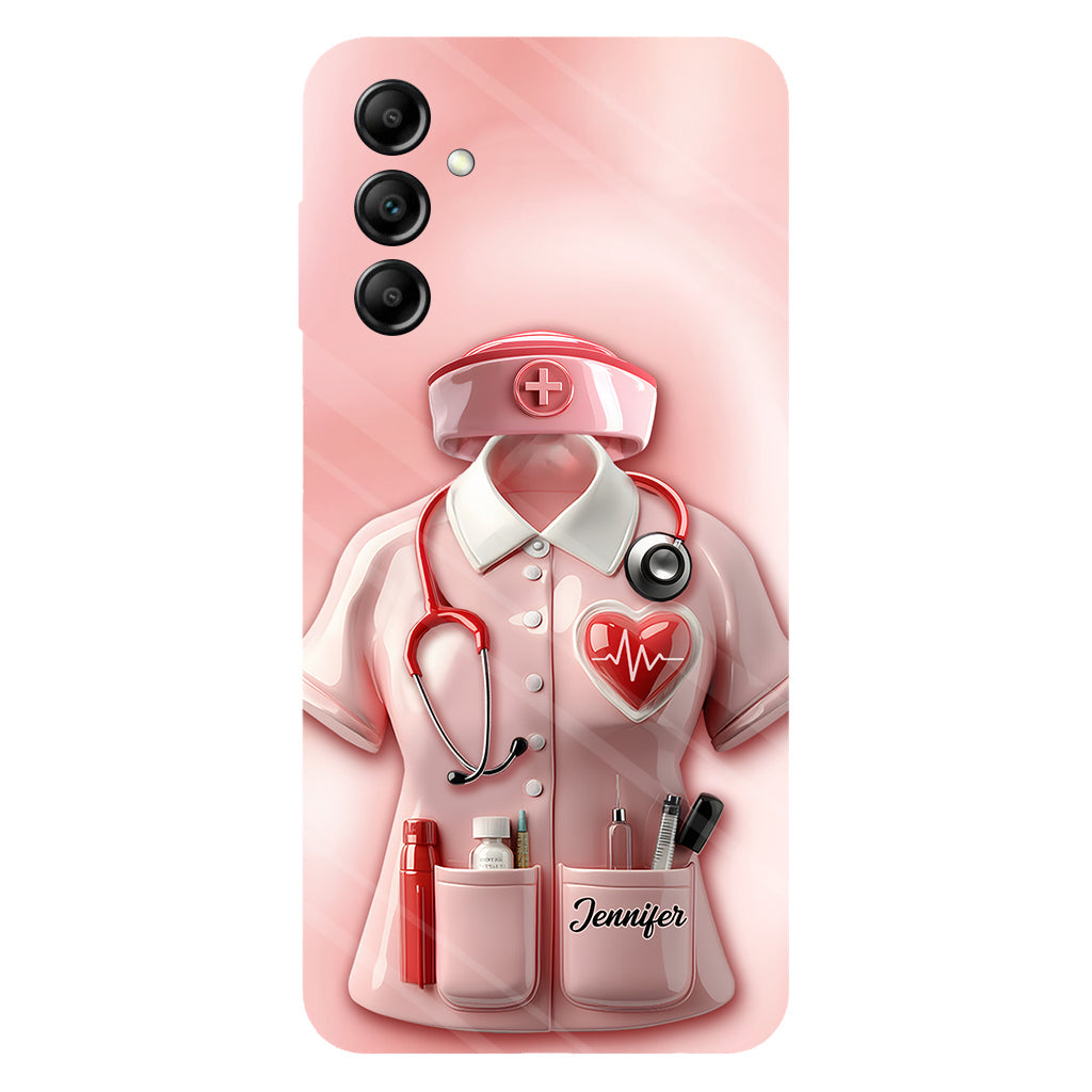 Les infirmières sont au cœur des soins de santé - Coque de téléphone personnalisée avec le texte intégral « Infirmière »