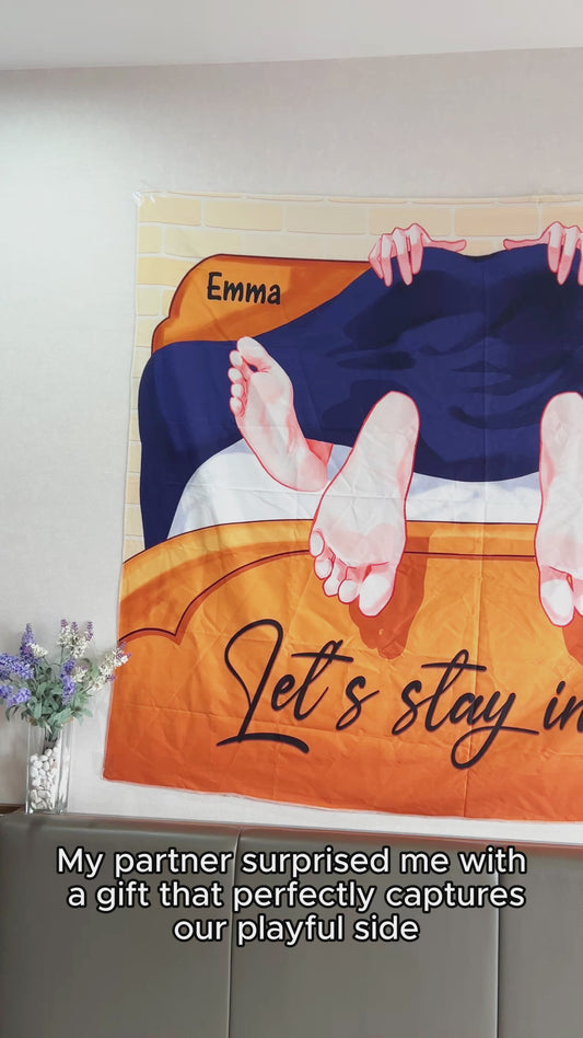 Restons au lit - Tapisserie murale personnalisée pour couples