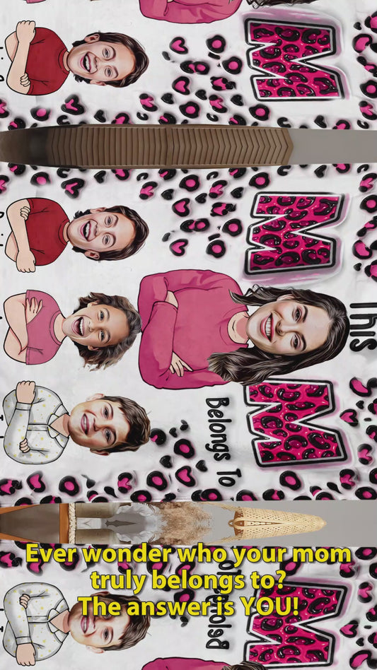 Cette maman appartient à - Couverture personnalisée pour maman