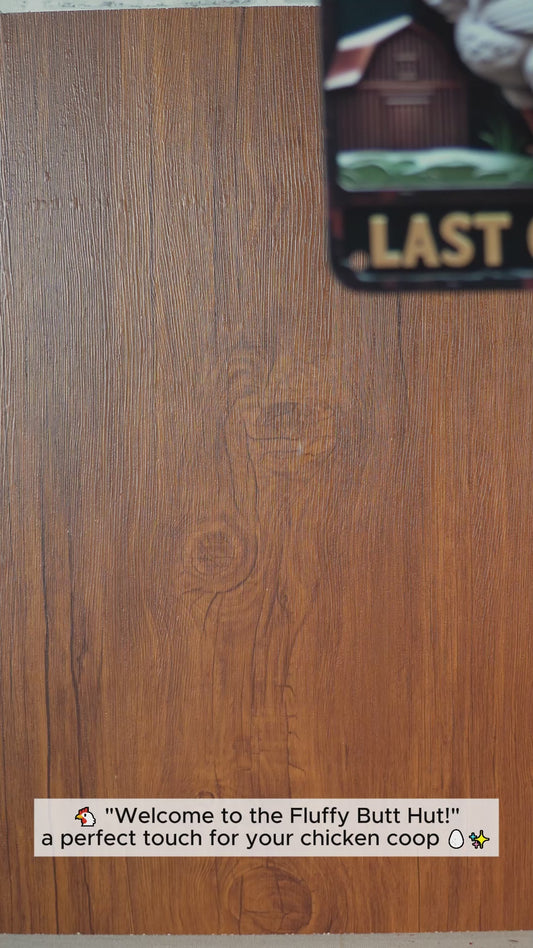 Plaque métallique rectangulaire personnalisée « Fluffy Butt Hut »