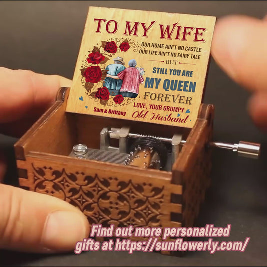 You Are My Queen - Personalized Couple Hand Crank Music Box