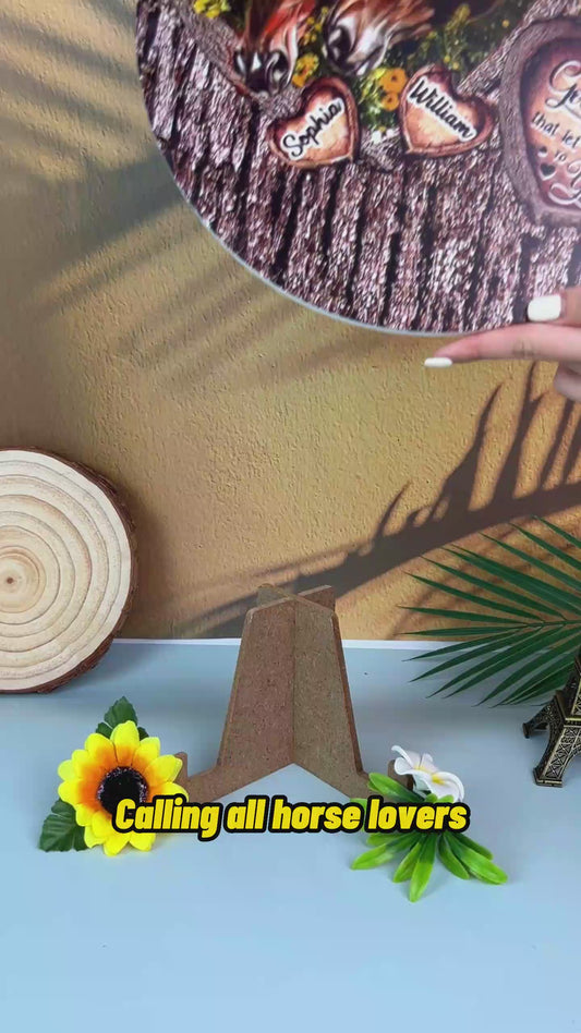 Dieu bénit le cœur brisé - Panneau rond en bois personnalisé avec un cheval