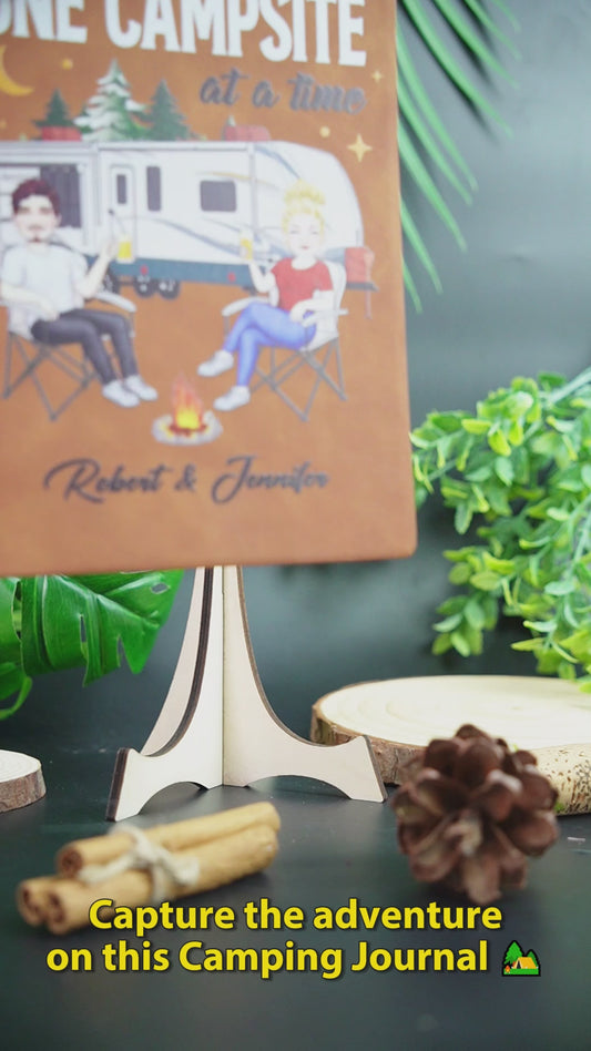 Créer des souvenirs, un camping à la fois - Carnet de camping personnalisé en cuir