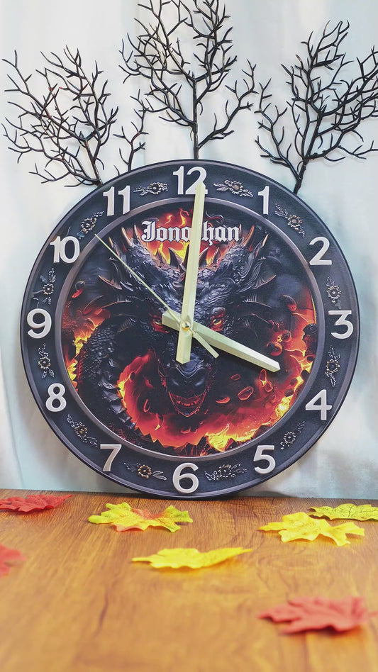 Dragon volcanique - Horloge murale personnalisée Dragon