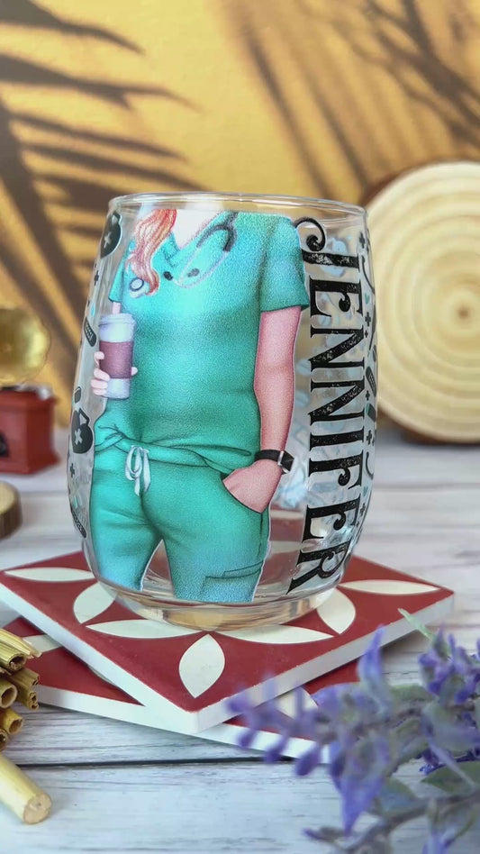 Larmes de mes patients - Verre à vin personnalisé par une infirmière
