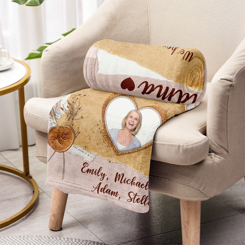 Grandma Mama - Gift for grandma, mom, dad, grandpa, aunt, uncle, sister, brother, husband, wife, friend - Personalized Blanket