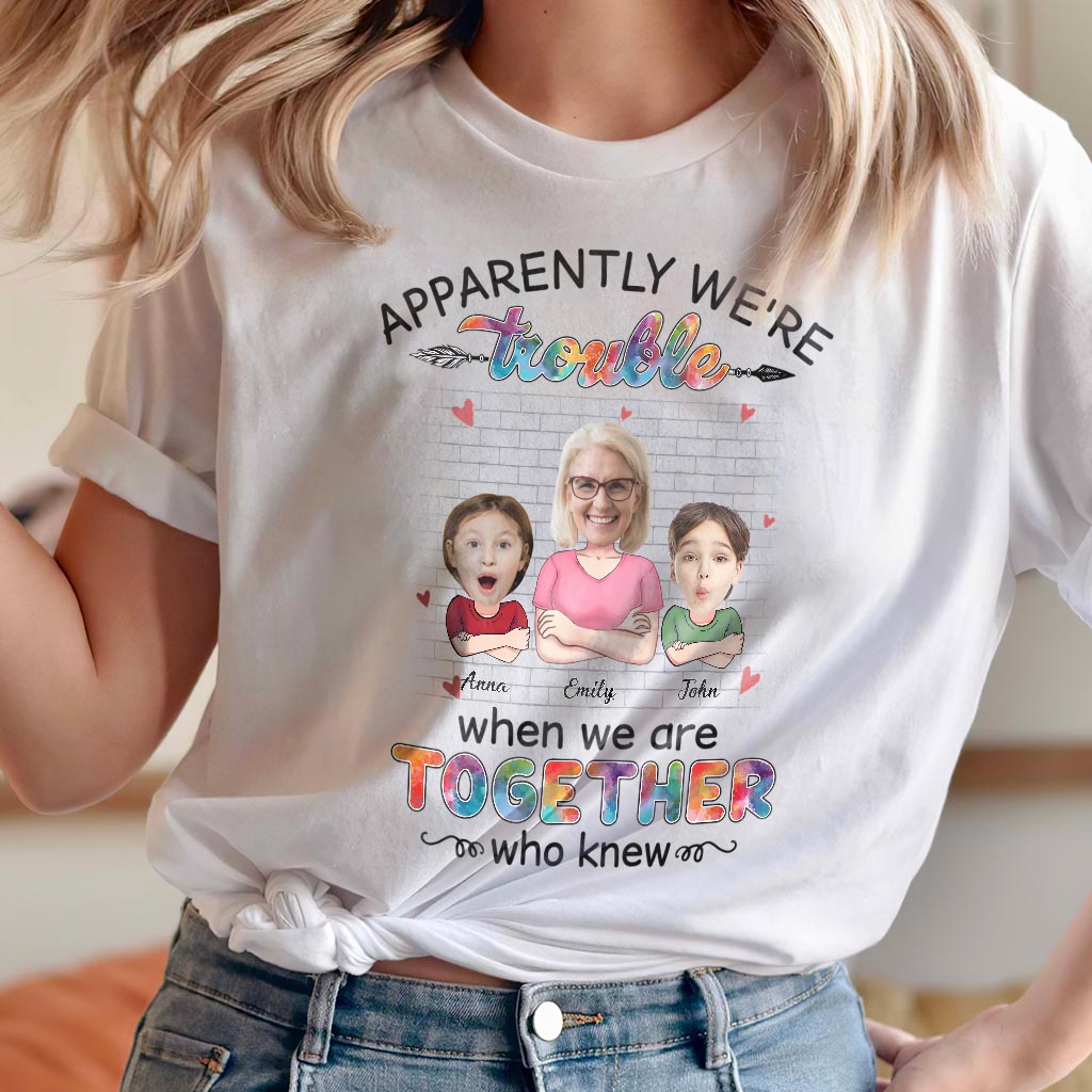 Apparemment, on est des chenapans quand on est ensemble - Cadeau pour grand-mère, grand-mère, petite-fille, petit-fils - T-shirt et sweat à capuche personnalisés