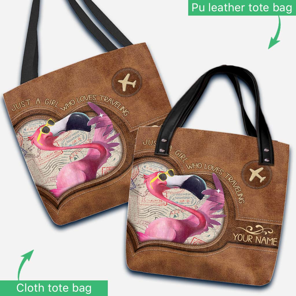 Sac fourre-tout de voyage personnalisé avec tampon de passeport vintage « Juste une fille qui aime voyager ».
