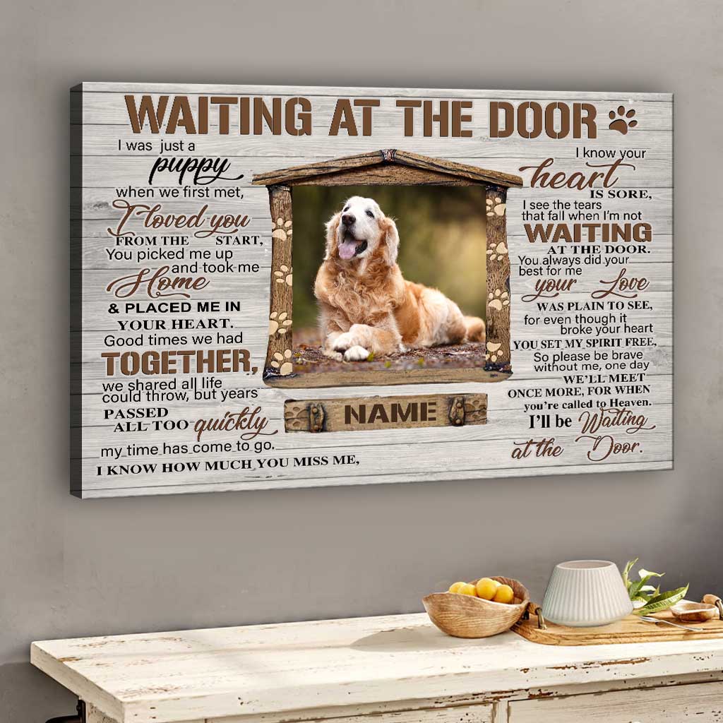 Attendre à la porte - Toile et affiche personnalisées pour chien