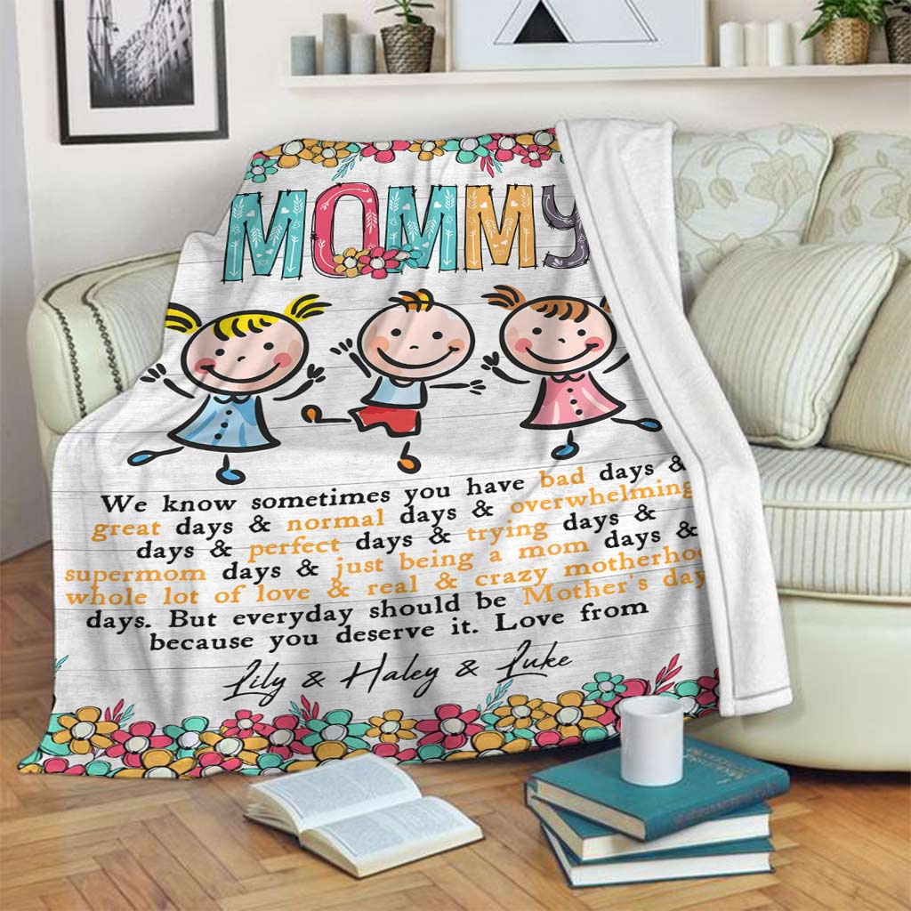 Couverture personnalisée pour maman : « Maman a des mauvais jours et des bons jours ».