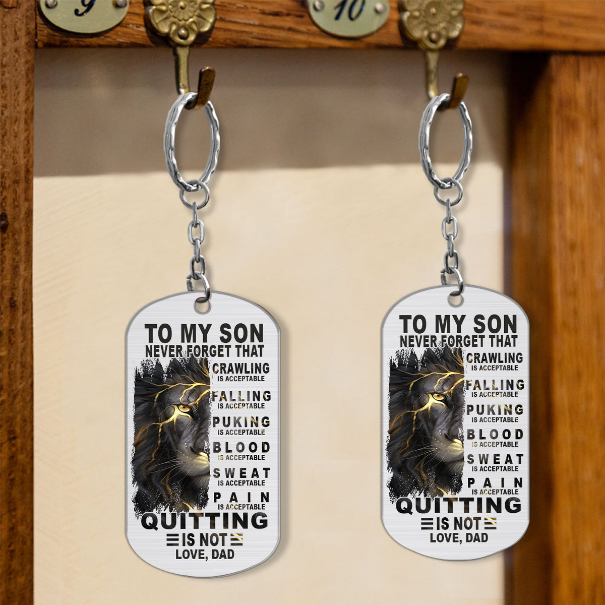 À mon fils, ramper est acceptable - Porte-clés personnalisé en acier inoxydable pour papa