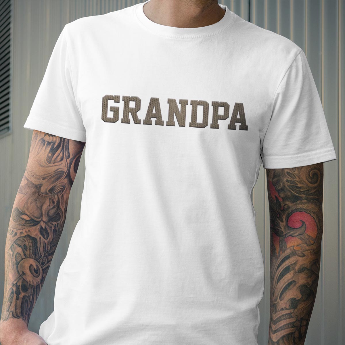 T-shirt brodé personnalisé avec nom de grand-père