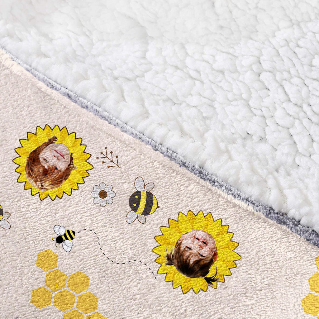 Nana's Reasons - Personalized Mother's Day Grandma Blanket Hoodie