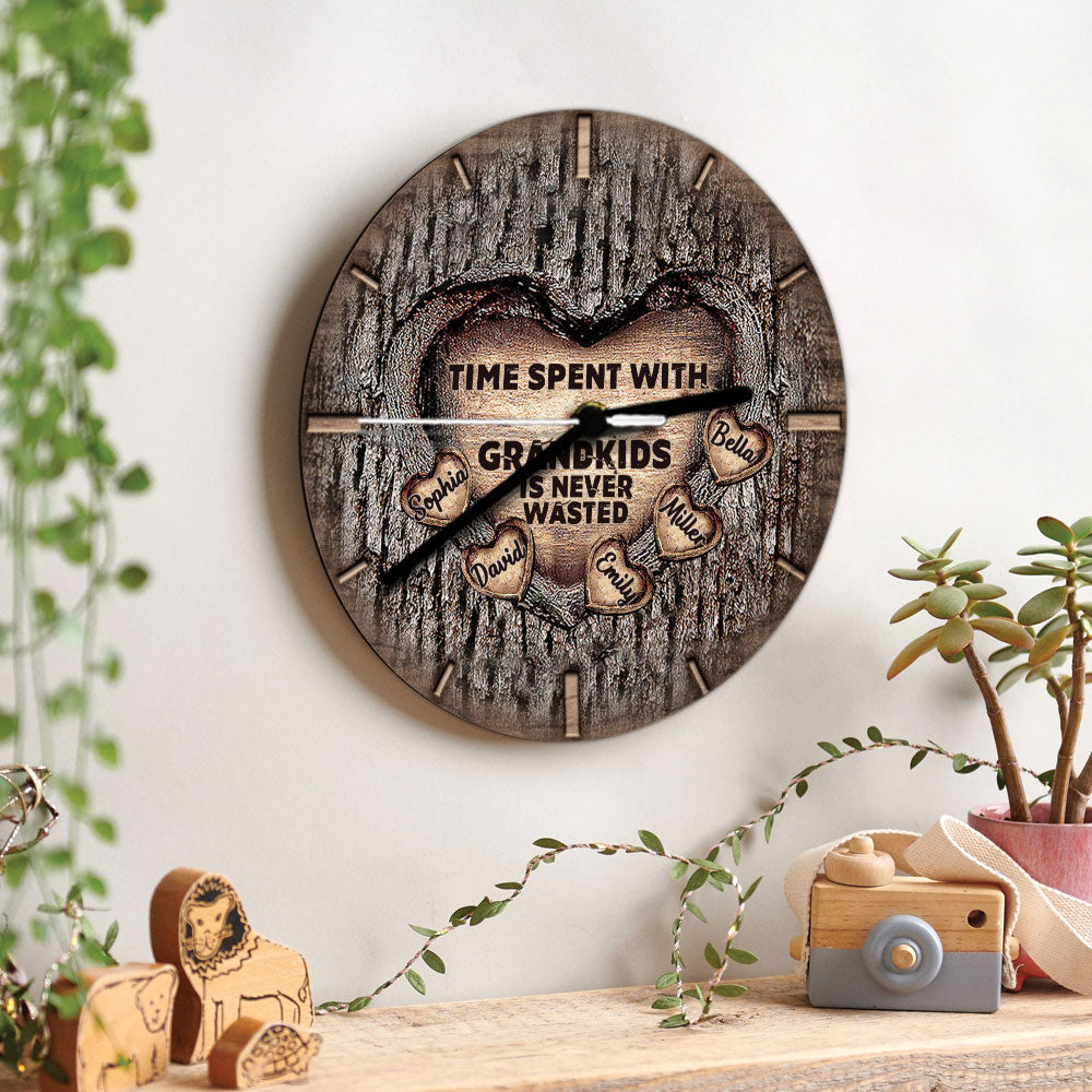Le temps passé avec ses petits-enfants n'est jamais perdu - Horloge murale personnalisée pour grand-mère