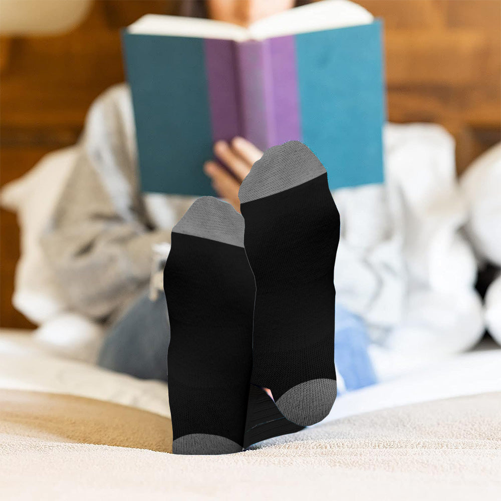 Je sais qu'il est mignon, mais il est à moi - Chaussettes personnalisées pour couples