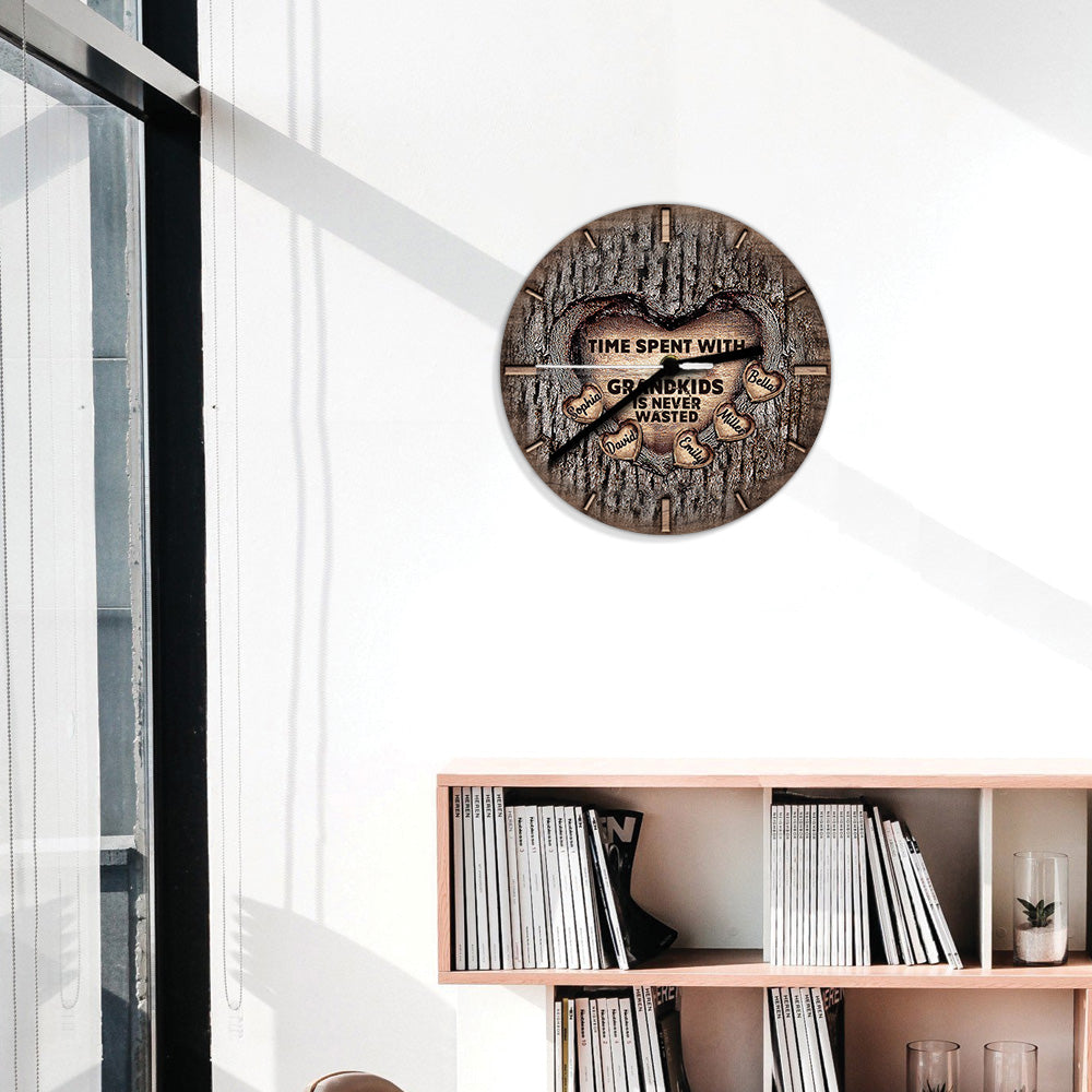 Le temps passé avec ses petits-enfants n'est jamais perdu - Horloge murale personnalisée pour grand-mère