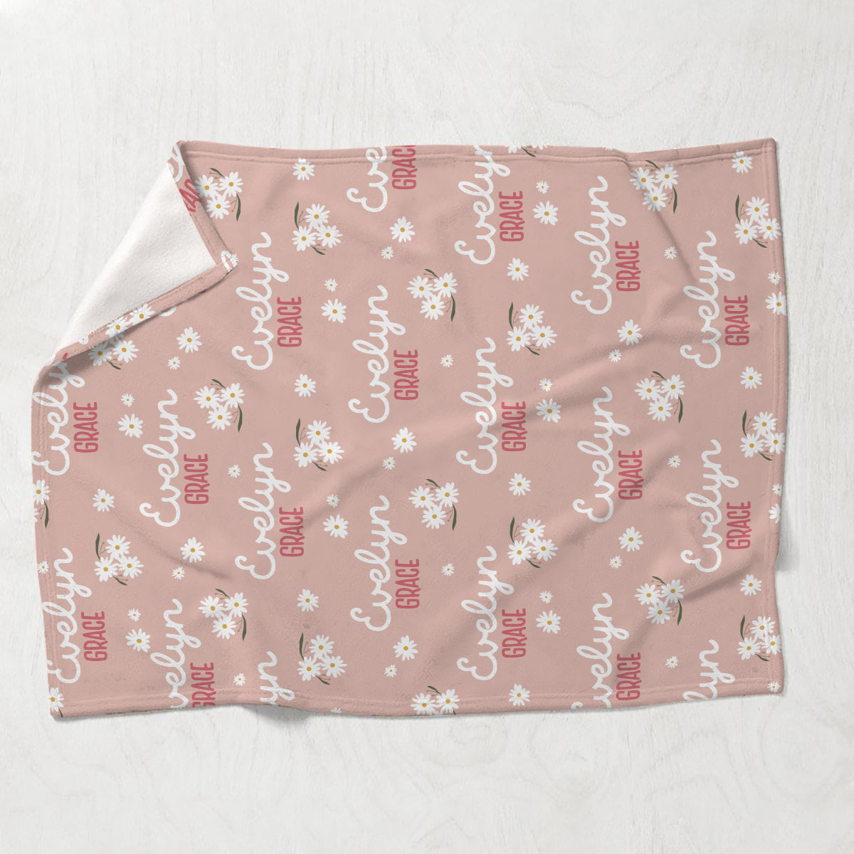 Couverture personnalisée Daisy avec nom pour petite-fille